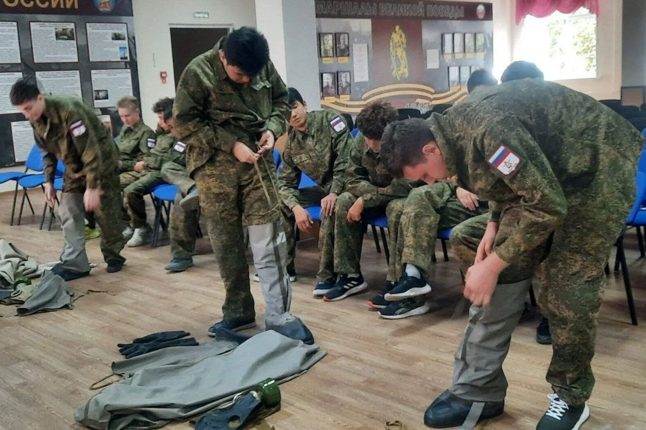 Губернатор Игорь Кобзев подписал распоряжение о проведении учебных сборов для обучающихся школ и колледжей Губернатор Игорь Кобзев подписал распоряжение о проведении учебных сборов для обучающихся школ и колледжей