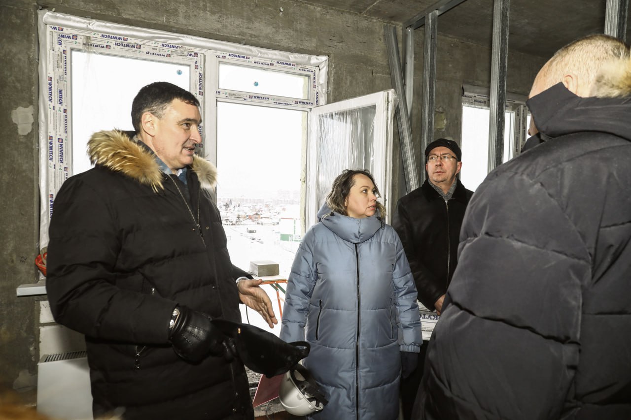 Новоселье «с видом на новую школу» Новоселье «с видом на новую школу»