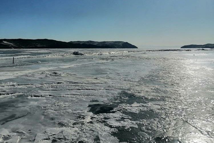 Выбран новый маршрут для прокладки ледовой дороги на остров Ольхон Выбран новый маршрут для прокладки ледовой дороги на остров Ольхон