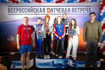 Иркутская спортсменка Юлия Преловская завоевала четыре медали на всероссийских соревнованиях по плаванию «Всероссийская матчевая встреча»