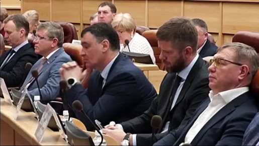 Реализацию закона о переходе на одноуровневую систему организации местного самоуправления обсудили на сессии Законодательного собрания Иркутской области