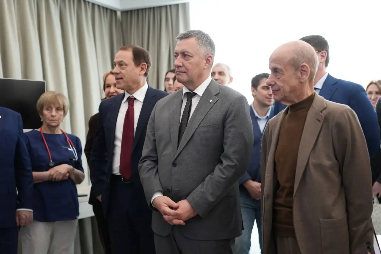 В Иркутской областной детской больнице открылся центр мониторинга детского здоровья для удаленной диагностики и лечения пациентов В Иркутской областной детской больнице открылся центр мониторинга детского здоровья для удаленной диагностики и лечения пациентов