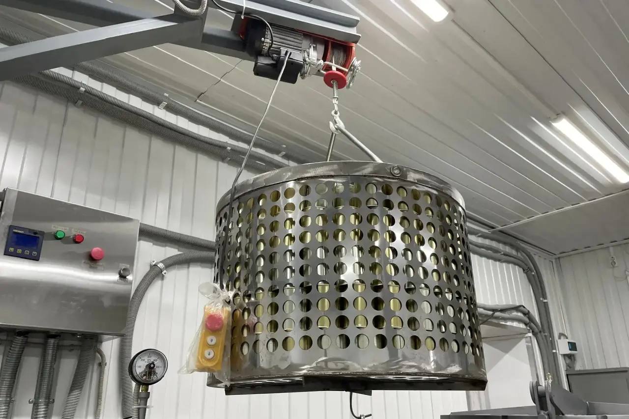 В поселке Усть-Ордынский открылся цех по производству мясных консервов В поселке Усть-Ордынский открылся цех по производству мясных консервов