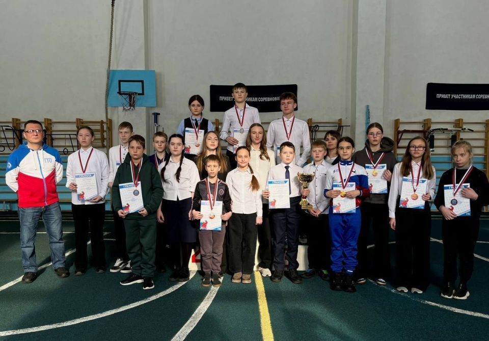 На этой неделе нормативы Всероссийского физкультурно-спортивного комплекса «Готов к труду и обороне» принимали в Чунском и Иркутском муниципальных округах, Усольском районе, Черемхово, Усть-Куте и других муниципальных...