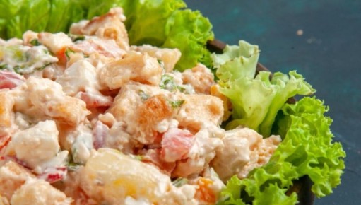 Вдохновляющий новогодний салат «Тиффани»: яркость на вашем столе