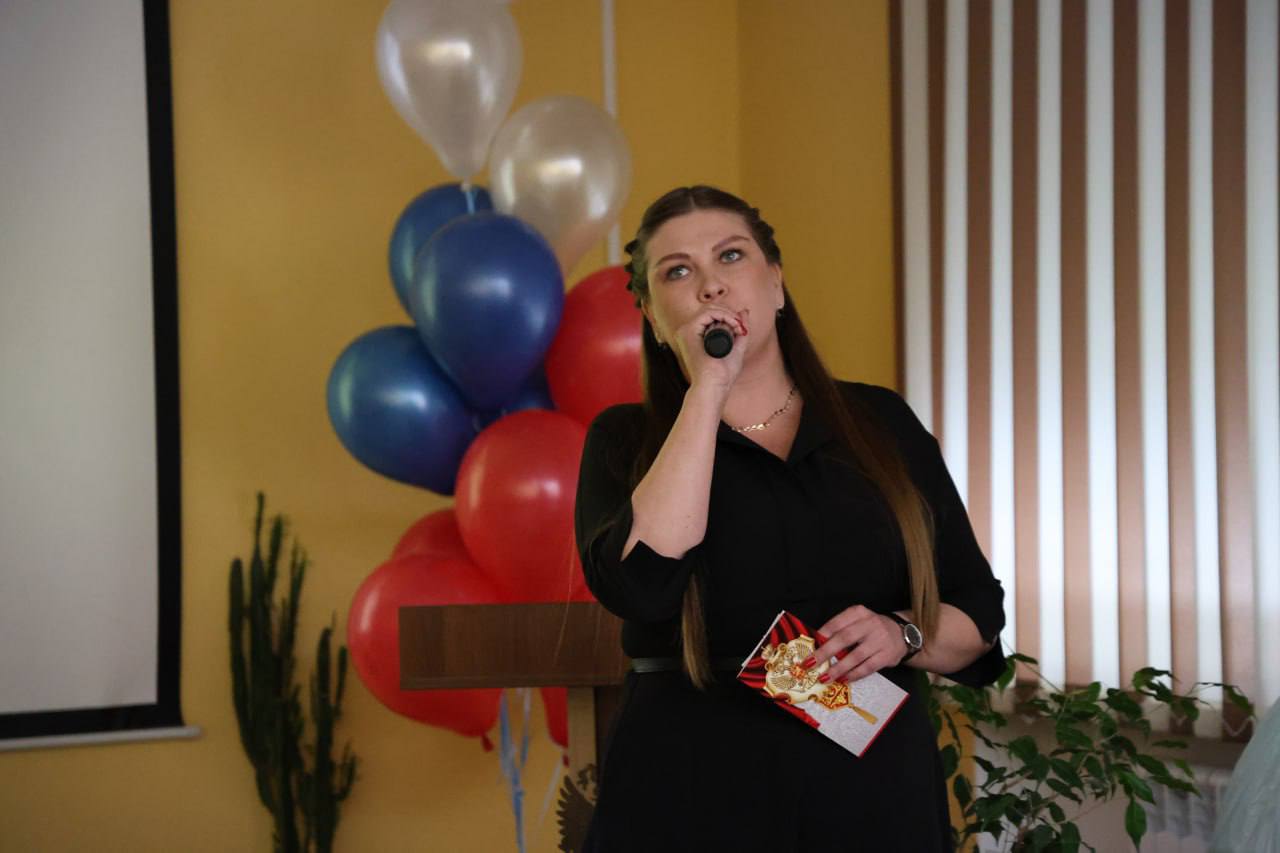 В Экспертно-криминалистическом центре ГУ МВД России по Иркутской области прошел торжественный ритуал посвящения в эксперты В Экспертно-криминалистическом центре ГУ МВД России по Иркутской области прошел торжественный ритуал посвящения в эксперты