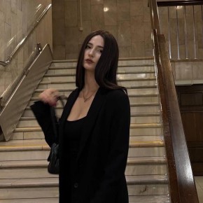 Знакомьтесь с участницей фотоконкурса «Мисс и Мистер Выпускник в Иркутске - 2026» - ученица 11 класса Елизавета Макарова