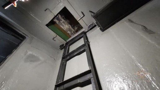 В Иркутске окончено предварительное расследование о хранении оружия местным жителем, который обустроил бункер под домом