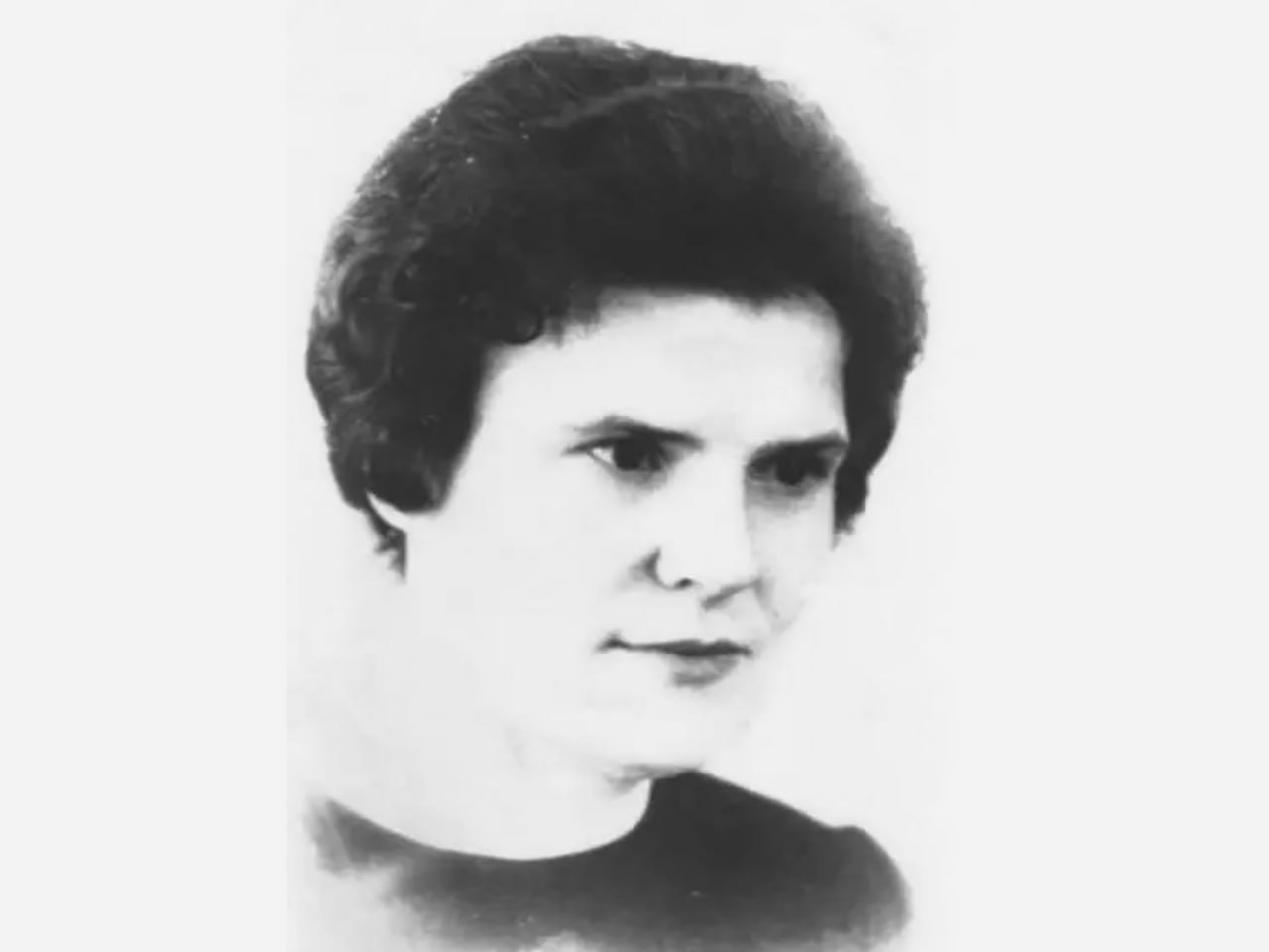 Значимым событием в летописи будущего Ангарска стало открытие школы № 1 Значимым событием в летописи будущего Ангарска стало открытие школы № 1