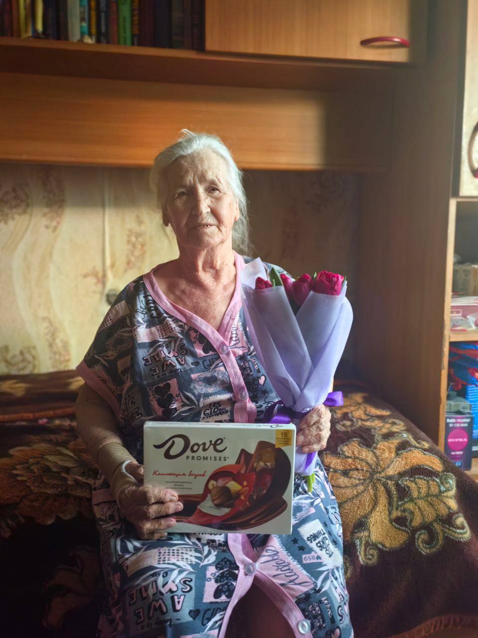 #8мартавкаждыйдом - транспортные полицейские Прибайкалья продолжают поздравлять женщин-ветеранов службы с Международным женским днём #8мартавкаждыйдом - транспортные полицейские Прибайкалья продолжают поздравлять женщин-ветеранов службы с Международным женским днём