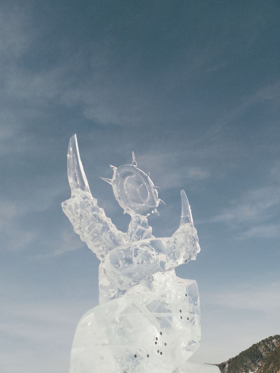 Делимся фотографиями прошедшего недавно фестиваля «Живи на Байкале» и хорошей новостью: