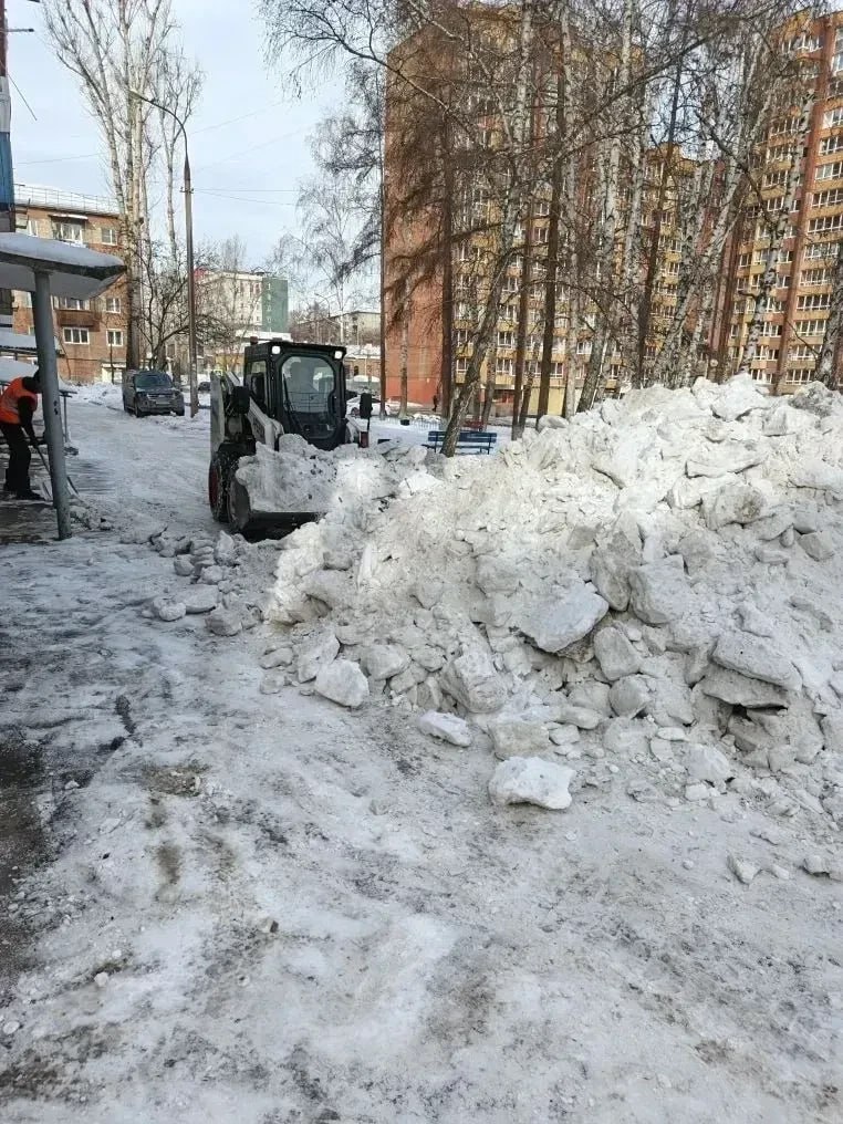 В Иркутске назвали основные замечания к уборке дворовых территорий В Иркутске назвали основные замечания к уборке дворовых территорий