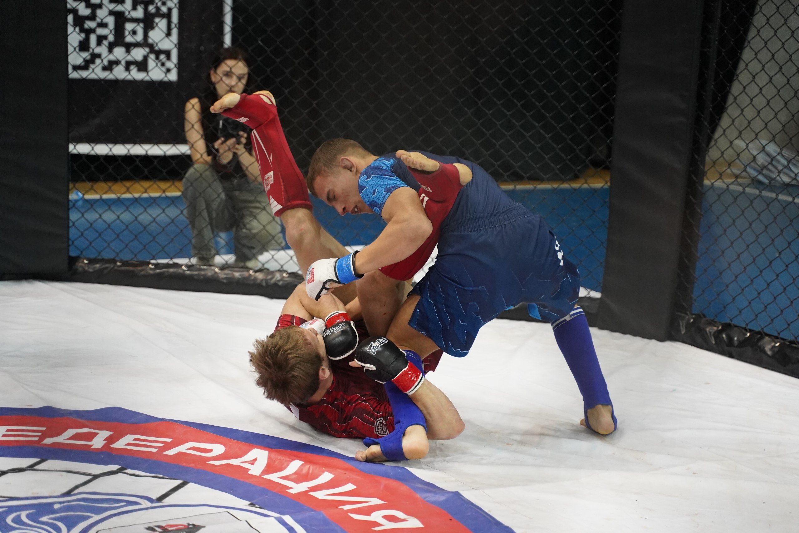 В Иркутске во Дворце спорта «Труд» 14-15 марта проходили чемпионат и первенство Сибирского федерального округа по смешанному боевому единоборству (ММА) В Иркутске во Дворце спорта «Труд» 14-15 марта проходили чемпионат и первенство Сибирского федерального округа по смешанному боевому единоборству (ММА)