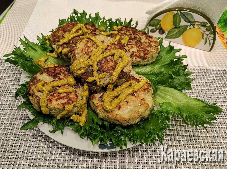 Нежные рыбные котлеты с авокадо: кето-эксперимент для гурманов