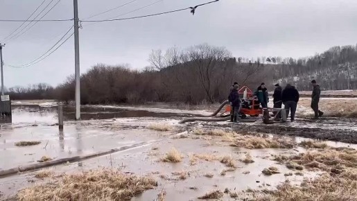 Вода наступает: в пригороде Иркутска ввели режим повышенной готовности из-за подтоплений талыми водами