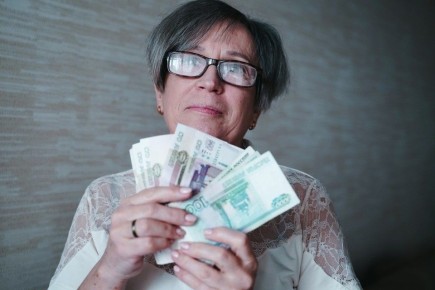Томичи определили оптимальный размер пенсии в 52 тысячи рублей