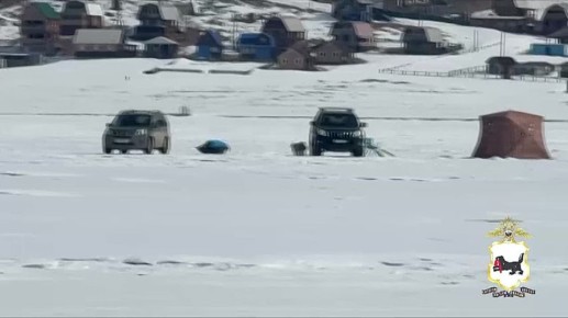 В Приангарье полицейские продолжают проводить рейды по недопущению выезда автомобилей на лед