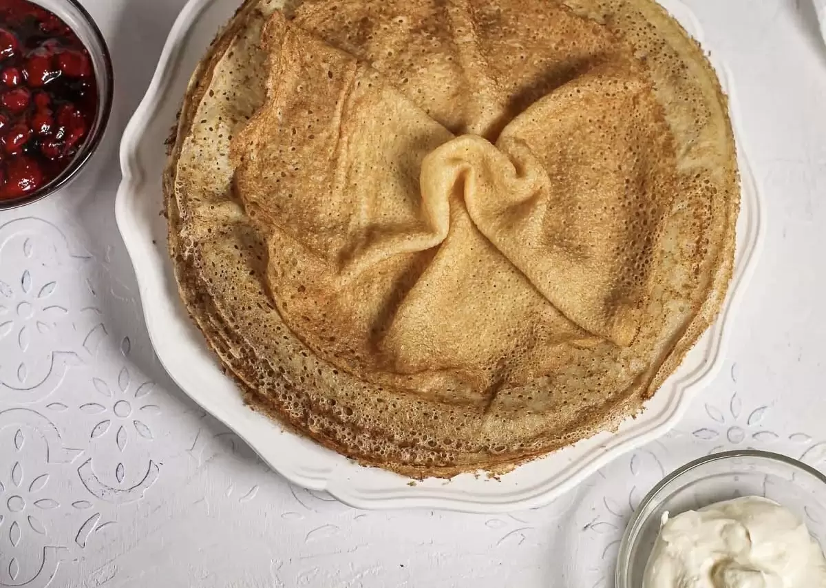 Как научиться переворачивать блины: секреты для начинающих