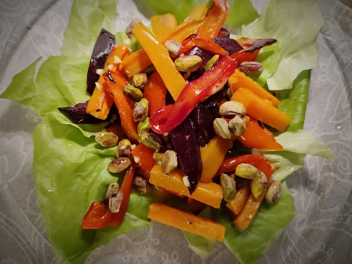 Запеченные овощи с апельсиновой заправкой: эксклюзивный салат, который должен быть на вашем празднике