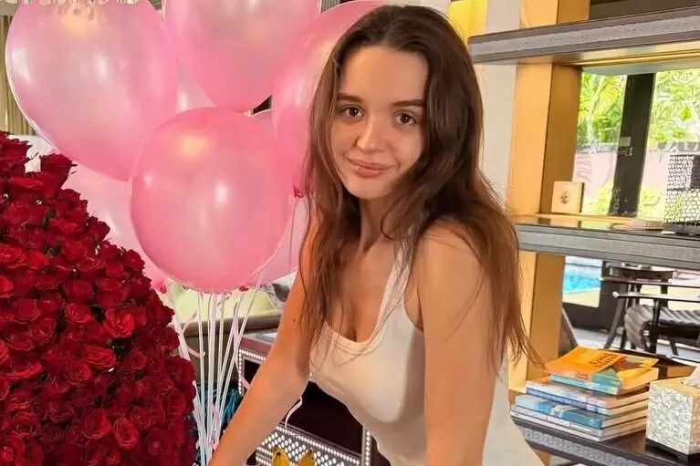 День рождения дочери певицы Славы: как Александра отпраздновала 27 лет за границей