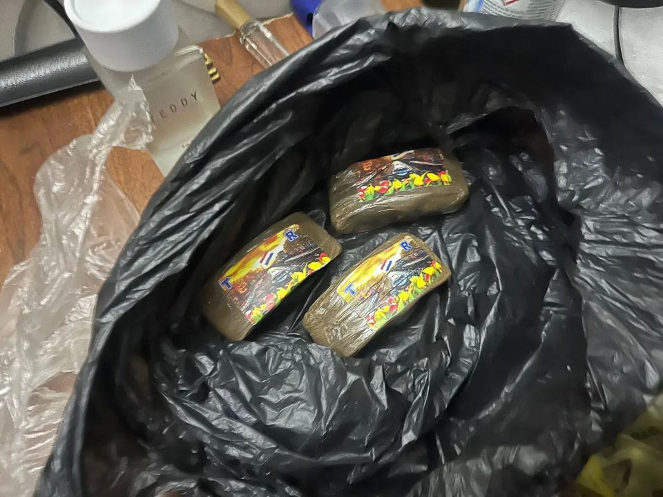 В Иркутске задержали подозреваемого в сбыте наркотиков В Иркутске задержали подозреваемого в сбыте наркотиков