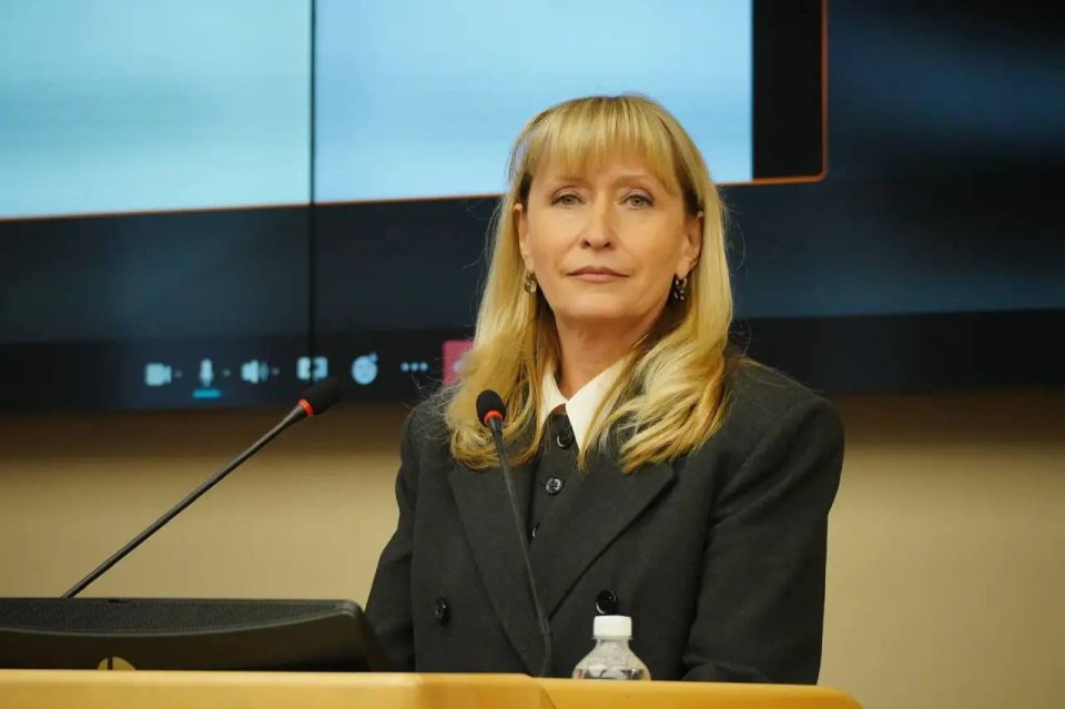 Татьяна Афанасьева назначена на должность Уполномоченного по правам ребенка на новый срок Татьяна Афанасьева назначена на должность Уполномоченного по правам ребенка на новый срок