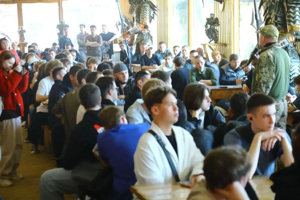 Показательные выступления БПЛА организовали на иркутском полигоне Показательные выступления БПЛА организовали на иркутском полигоне