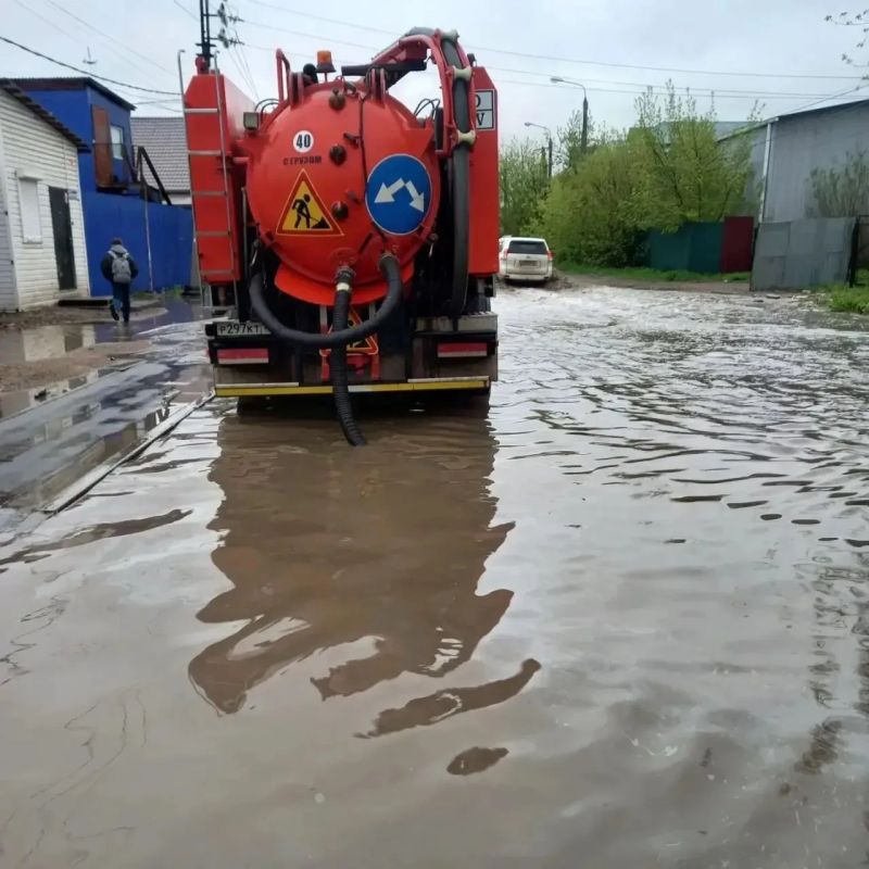 Иркутск борется с последствиями ливня Иркутск борется с последствиями ливня