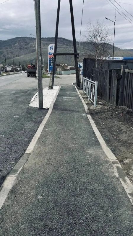 В результате вмешательства прокуратуры Слюдянского района около детско-юношеской спортивной школы оборудован тротуар