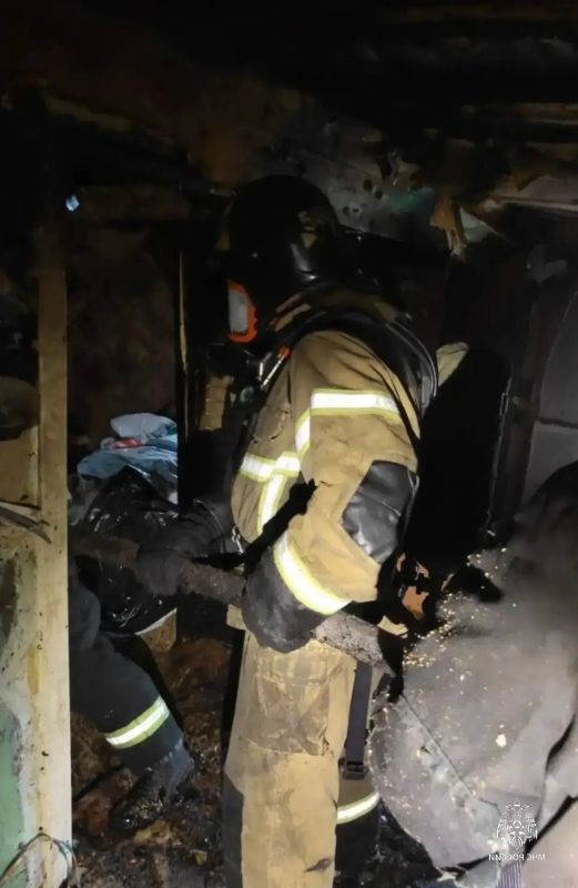 На пожаре в УстьИлимске спасли четверых человек