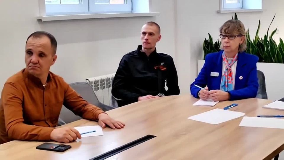 Игорь Кобзев: Ветераны спецоперации из 17 муниципалитетов Приангарья приняли участие в заседании клуба «Мирный берег»