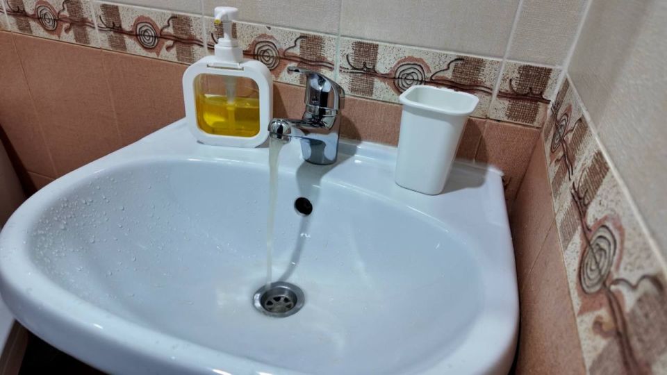 Роспотребнадзор признал воду в Бодайбо после коммунальной аварии не соответствующей нормам