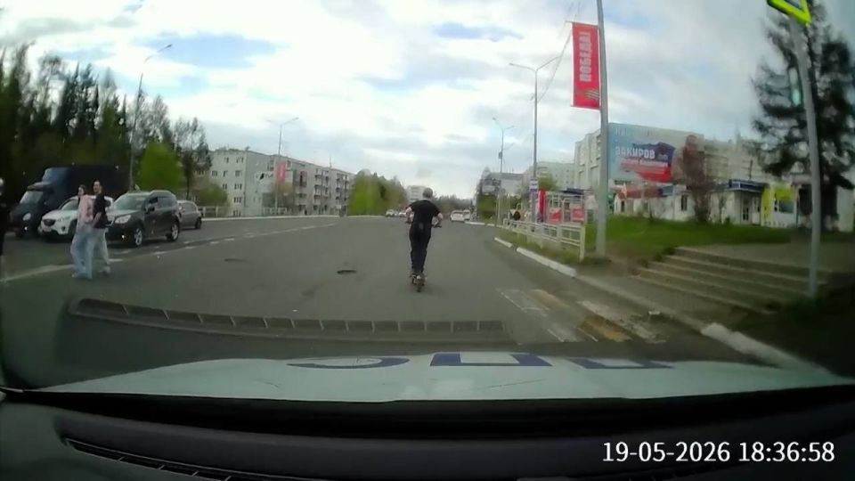 Тротуары в Усть-Илимске, похоже, довели подростка до крайности