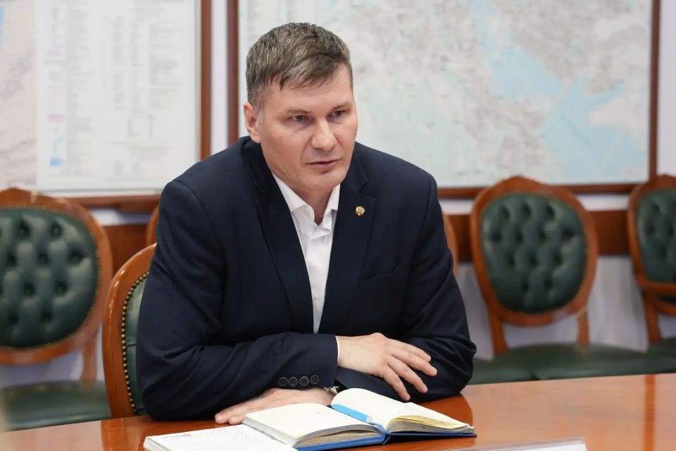 Уроженец Иркутской области Денис Степанов завершил обучение по программе «Время героев» и принял участие во встрече с Президентом России Уроженец Иркутской области Денис Степанов завершил обучение по программе «Время героев» и принял участие во встрече с Президентом России