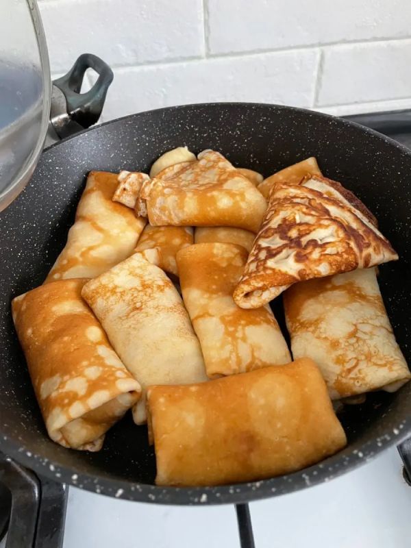 Вкусы детства: как приготовить блинчики с творогом, как у бабушки