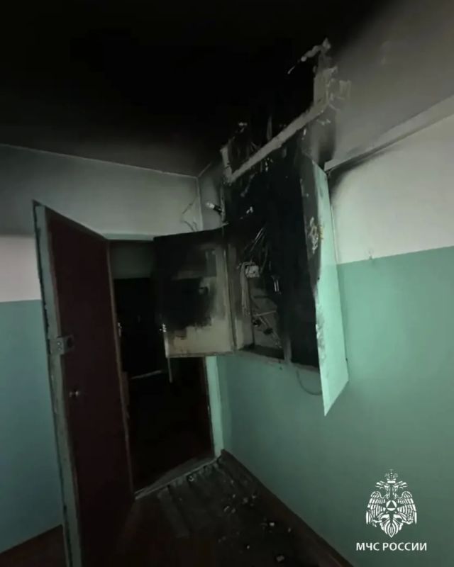 Огнеборцы МЧС России спасли на пожаре в Иркутске 15 человек
