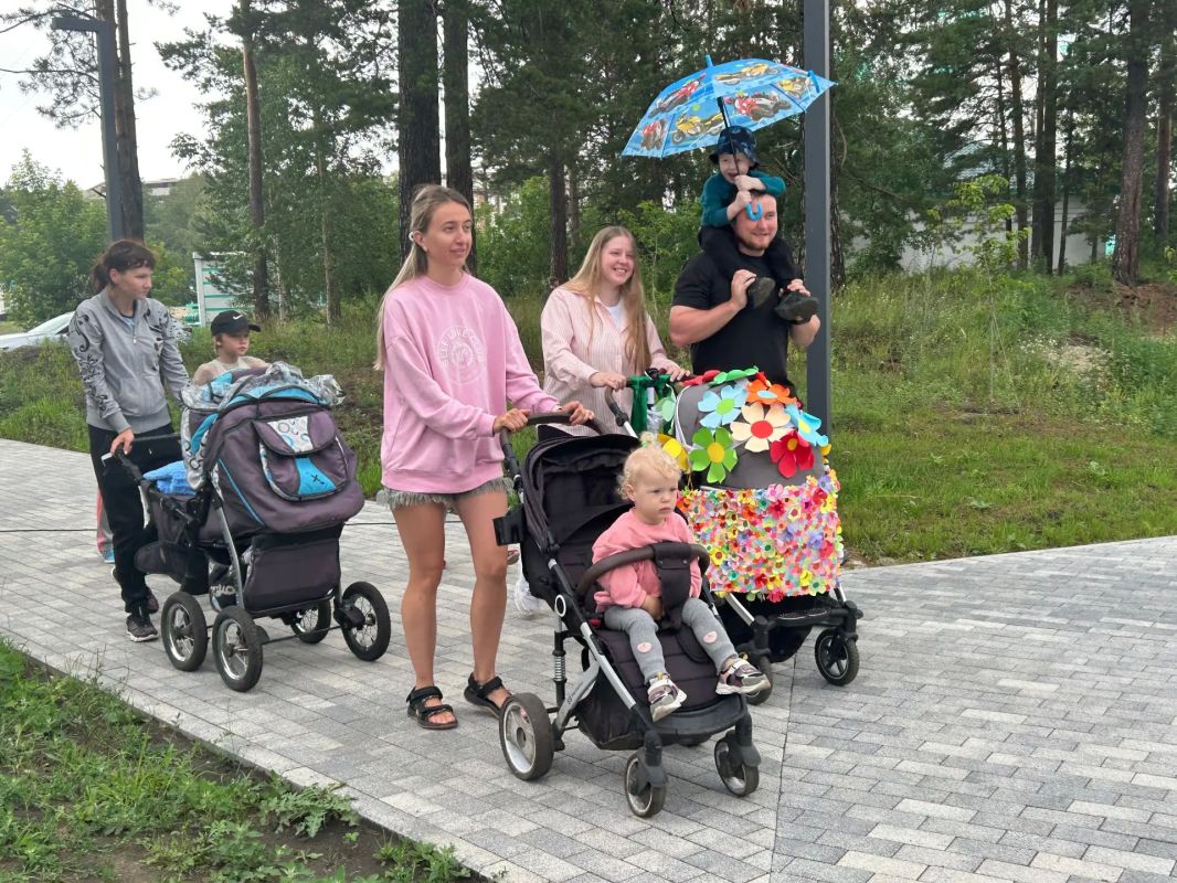 В Ангарске пять пар отметили наградами «За любовь и верность» В Ангарске пять пар отметили наградами «За любовь и верность»