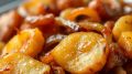 Жареная картошка с луком и мясом: простота и вкус в одном блюде