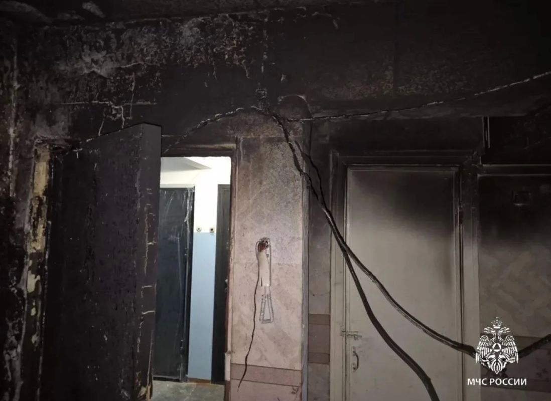 Пожар из-за короткого замыкания электропроводки произошел в Ангарске
