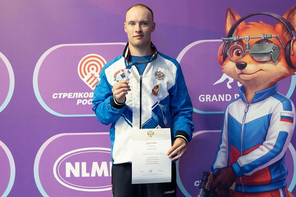 Артём Черноусов завоевал четыре медали на чемпионате России и этапе Кубка России по пулевой стрельбе Артём Черноусов завоевал четыре медали на чемпионате России и этапе Кубка России по пулевой стрельбе