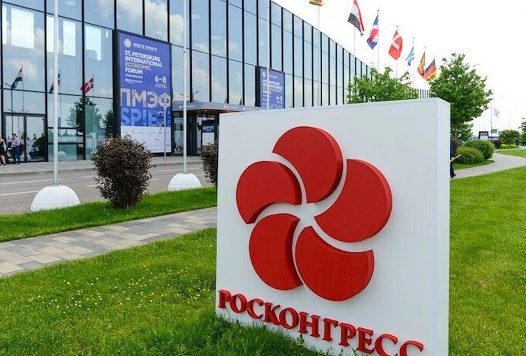 Москве состоялась встреча советника Президента России Антона Кобякова с Чрезвычайным и Полномочным Послом Королевства Бахрейн в Российской Федерации Ахмедом Аль-Саати