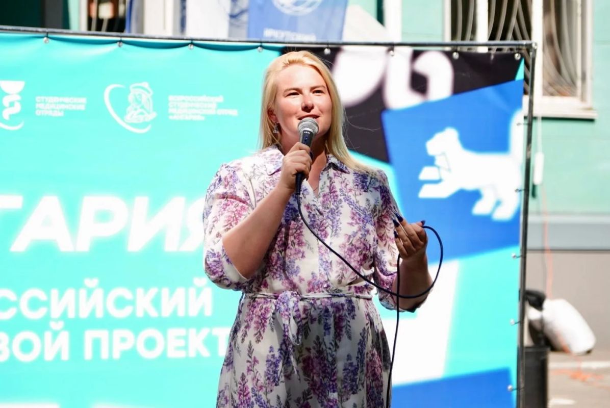 В медучреждениях Иркутска в составе отряда «Ангария» будут работать 100 студентов-медиков В медучреждениях Иркутска в составе отряда «Ангария» будут работать 100 студентов-медиков