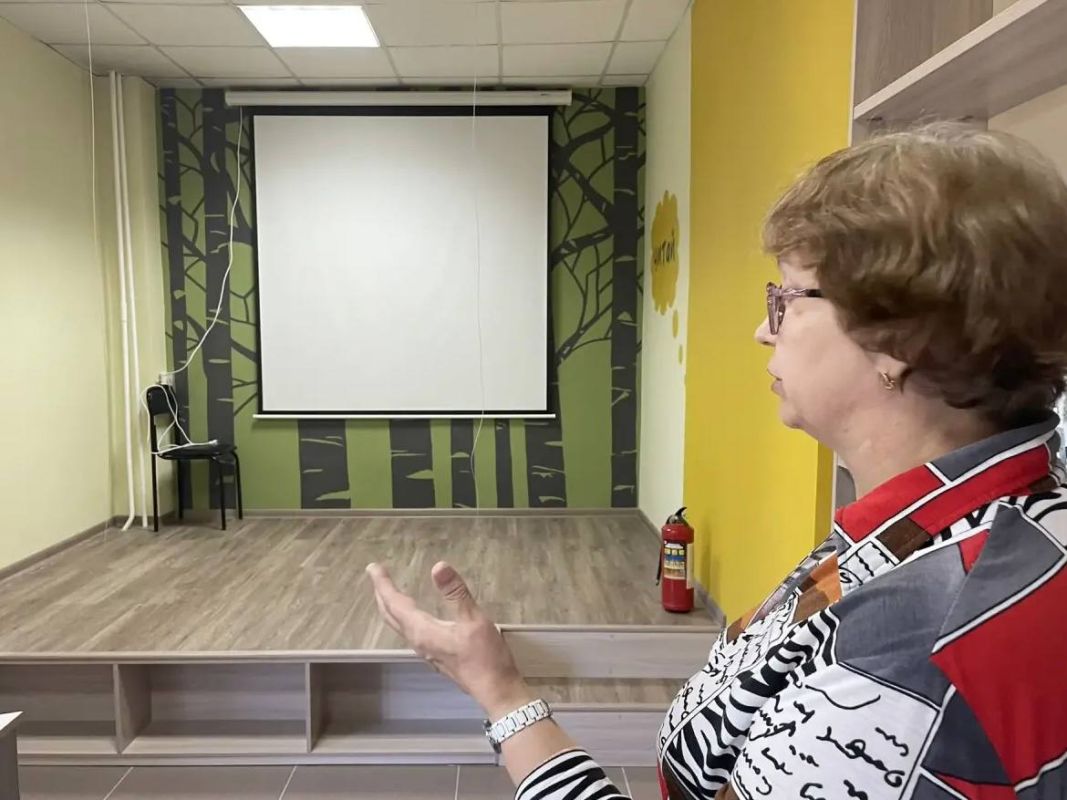 Сергей Петров: Центральная городская библиотека Ангарска выходит на финальный этап модернизации в рамках нацпроекта «Семья» Сергей Петров: Центральная городская библиотека Ангарска выходит на финальный этап модернизации в рамках нацпроекта «Семья»