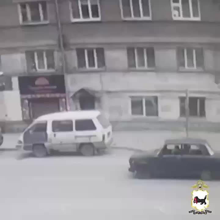 Угонщик «семерки» в Иркутске попался на нехватке бензина