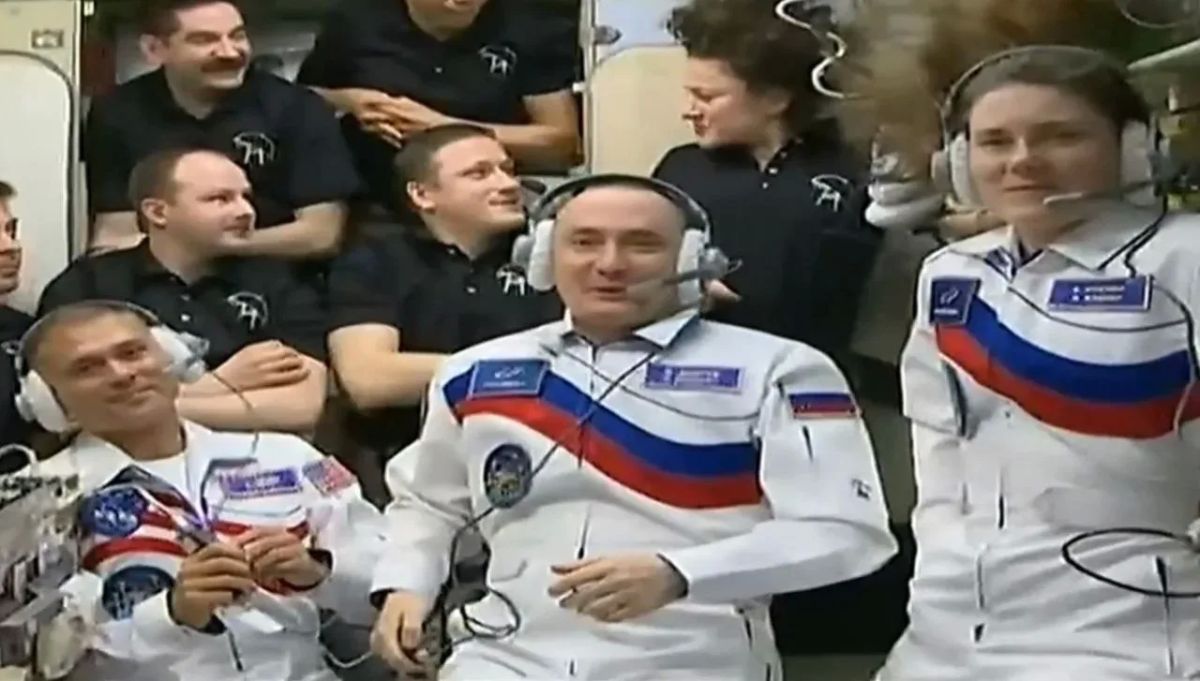 Космонавт из Сибири Анна Кикина успешно добралась до МКС Космонавт из Сибири Анна Кикина успешно добралась до МКС