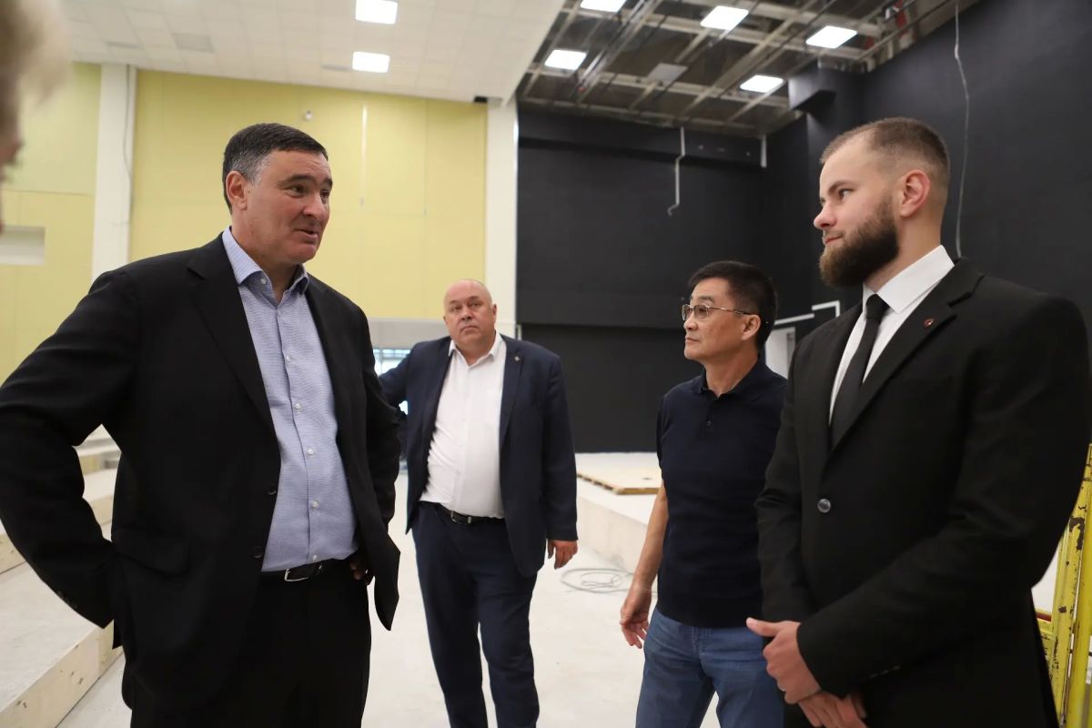 Руслан Болотов: Год назад в нашем регионе стартовала программа для участников СВО «Герои Приангарья» – часть большого федерального проекта «Время Героев», инициированного Президентом страны Владимиром Путиным Руслан Болотов: Год назад в нашем регионе стартовала программа для участников СВО «Герои Приангарья» – часть большого федерального проекта «Время Героев», инициированного Президентом страны Владимиром Путиным