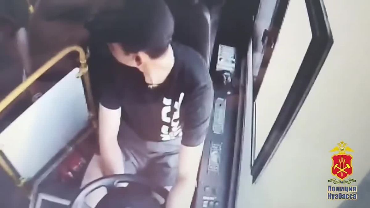 Новокузнецке 28-летний парень угнал автобус