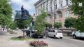 Подравняли кончики: формовочную обрезку деревьев проводят на улице Сухэ-Батора
