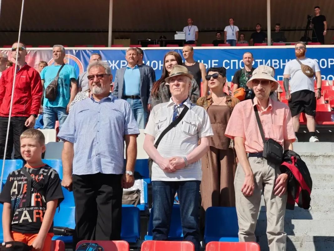 Межрегиональные соревнования по пожарно-спасательному спорту среди специальных управлений ФПС МЧС России проходят в Иркутской области Межрегиональные соревнования по пожарно-спасательному спорту среди специальных управлений ФПС МЧС России проходят в Иркутской области