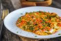 Яркая армянская яичница с помидорами: простой рецепт на любой вкус